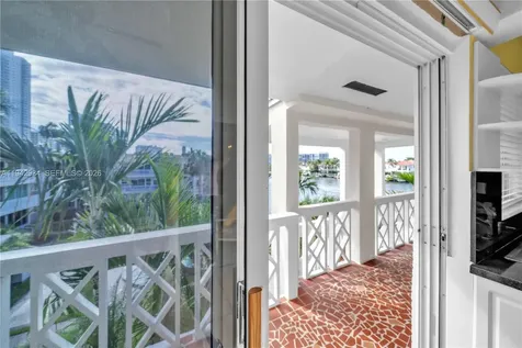 2400 S Ocean Drive Hollywood FL 33019