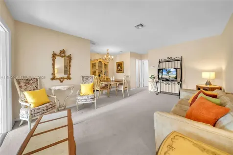 2400 S Ocean Drive Hollywood FL 33019