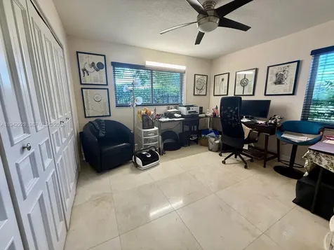 2725 SW 102nd Avenue Miami FL 33165