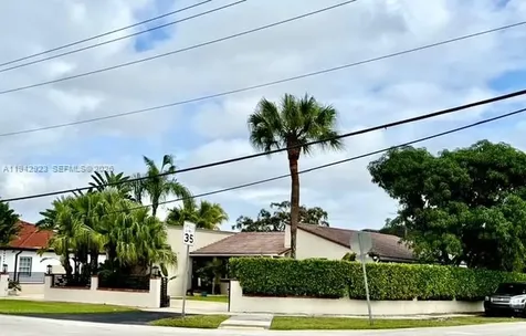2725 SW 102nd Avenue Miami FL 33165