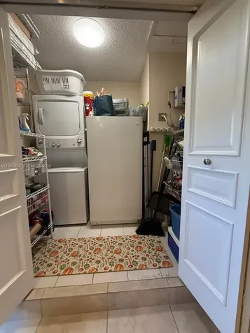 2725 SW 102nd Avenue Miami FL 33165