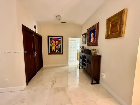 2725 SW 102nd Avenue Miami FL 33165