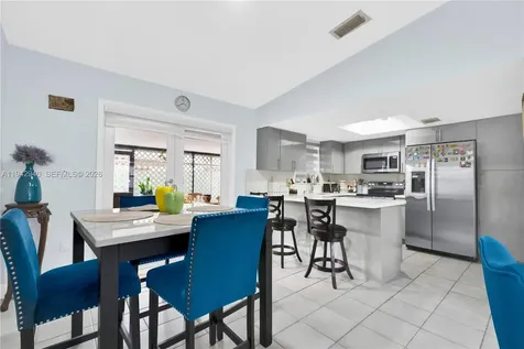 1142 SW 138th Court Miami FL 33184