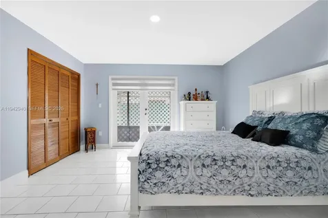 1142 SW 138th Court Miami FL 33184