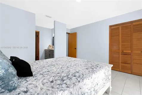 1142 SW 138th Court Miami FL 33184