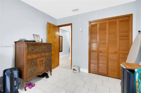 1142 SW 138th Court Miami FL 33184