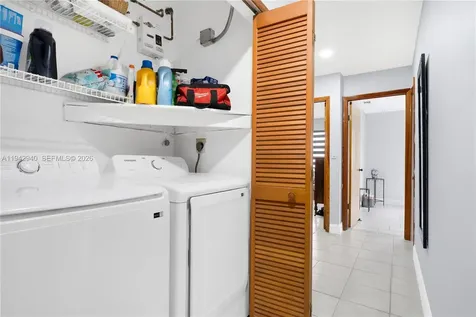 1142 SW 138th Court Miami FL 33184