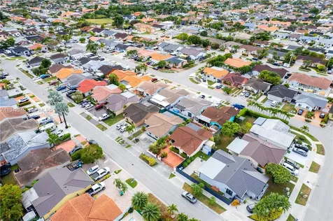 1142 SW 138th Court Miami FL 33184