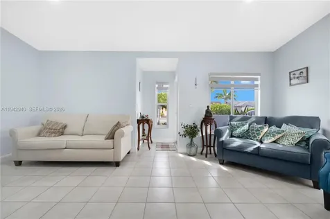 1142 SW 138th Court Miami FL 33184