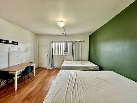 26 Diplomat Parkway Hallandale Beach FL 33009