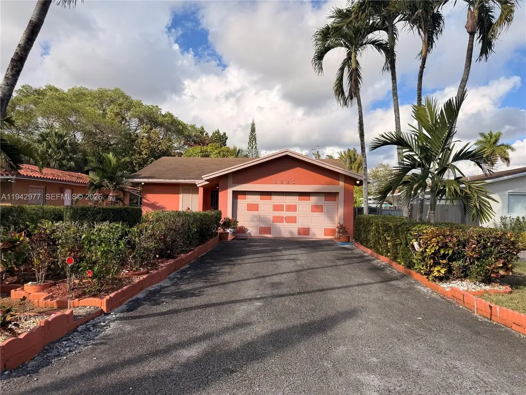 6225 SW 59th Street South Miami FL 33143