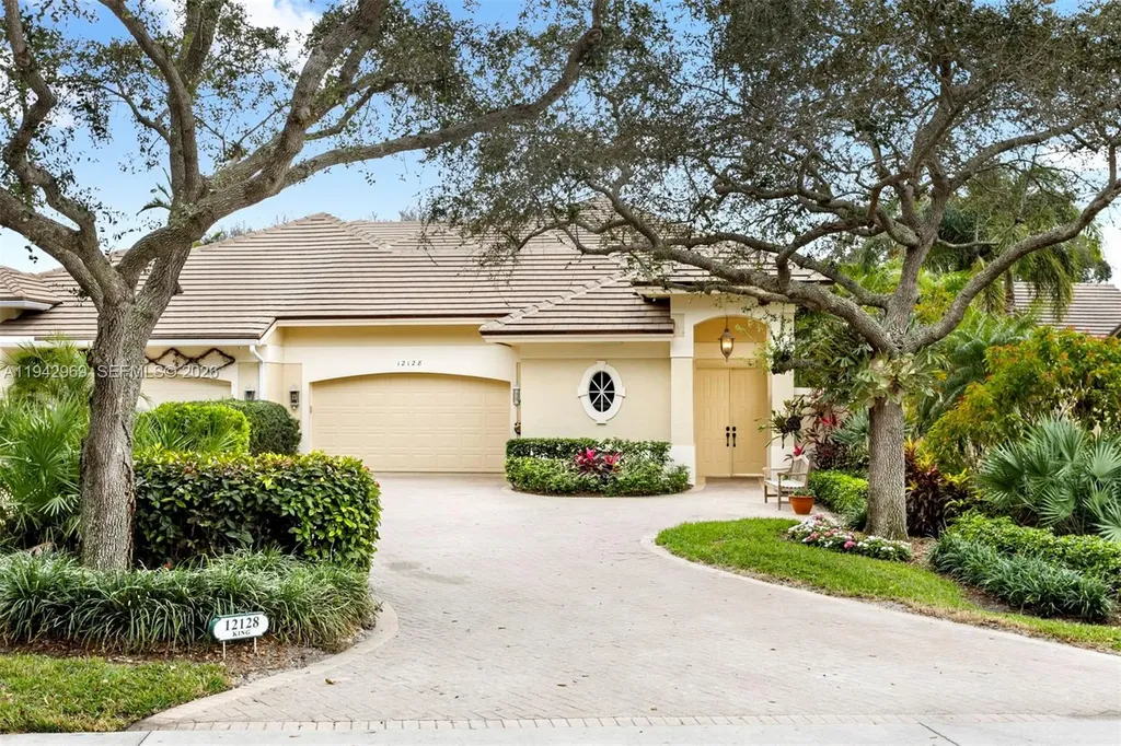 12128 SE Birkdale Run Tequesta FL 33469