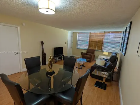 900 Saint Charles Place Pembroke Pines FL 33026