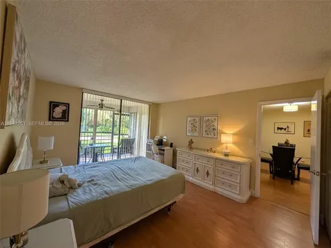 900 Saint Charles Place Pembroke Pines FL 33026