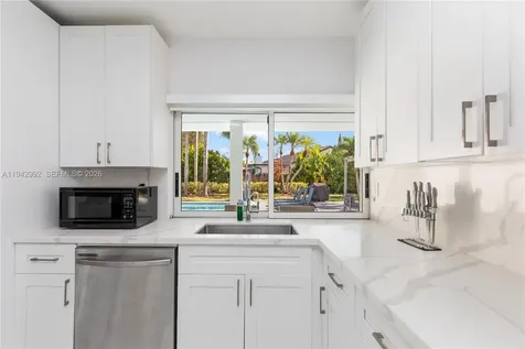 18555 SW 83rd Place Cutler Bay FL 33157