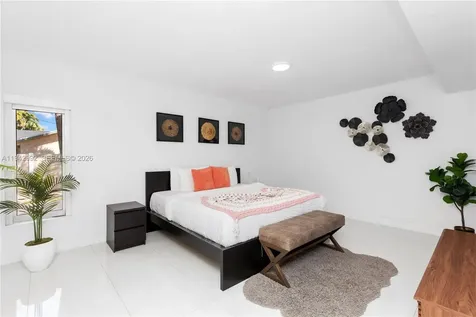 18555 SW 83rd Place Cutler Bay FL 33157