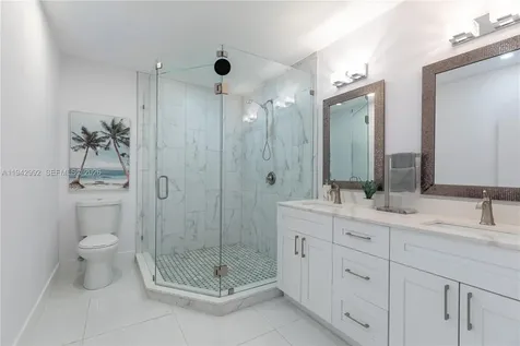 18555 SW 83rd Place Cutler Bay FL 33157