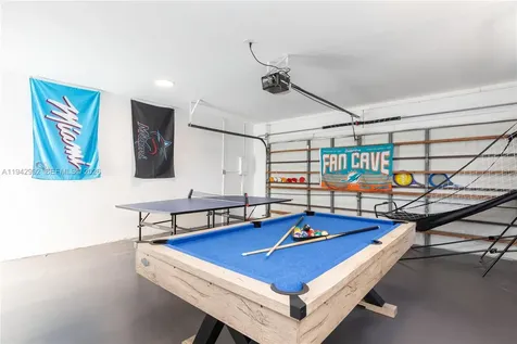 18555 SW 83rd Place Cutler Bay FL 33157
