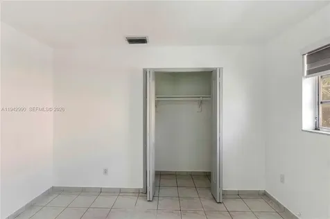 642 E 2nd Avenue Hialeah FL 33010