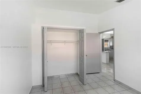 642 E 2nd Avenue Hialeah FL 33010