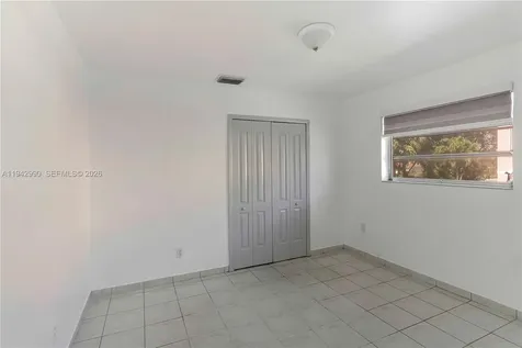 642 E 2nd Avenue Hialeah FL 33010