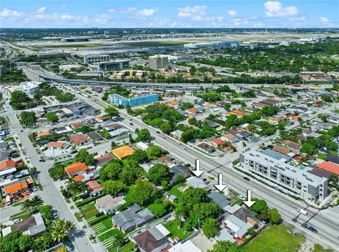 871 SE 8th Avenue Hialeah FL 33010