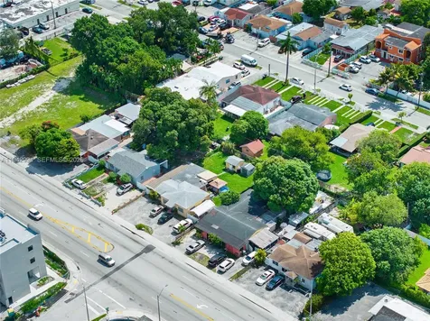 871 SE 8th Avenue Hialeah FL 33010