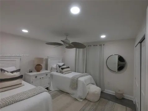 3930 Inverrary Boulevard Lauderhill FL 33319