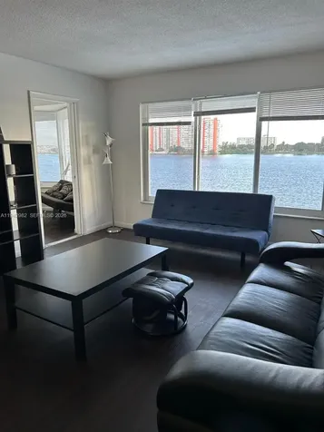 1150 NE 191st Street Miami FL 33179