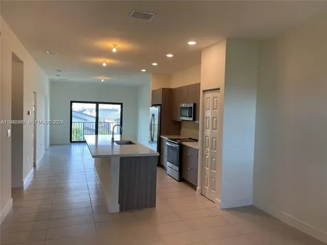 7809 NW 104th Avenue Doral FL 33178