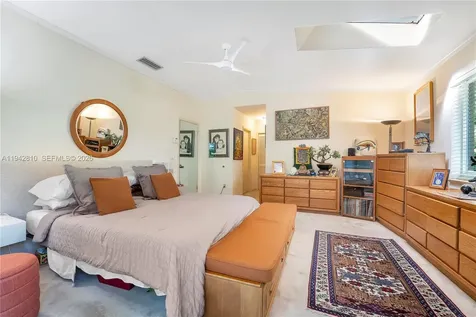 2496 Abaco Avenue Miami FL 33133