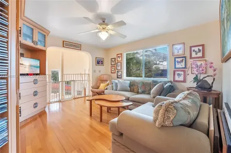 2496 Abaco Avenue Miami FL 33133