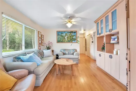 2496 Abaco Avenue Miami FL 33133