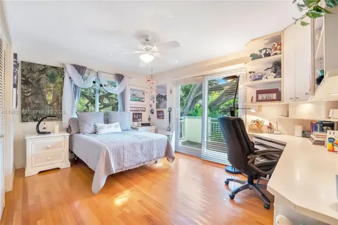 2496 Abaco Avenue Miami FL 33133