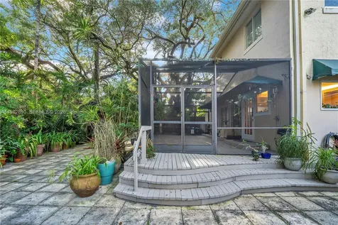 2496 Abaco Avenue Miami FL 33133