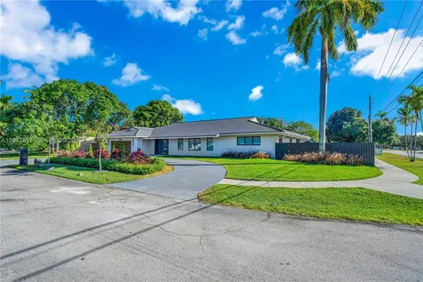 12751 SW 92nd Court Miami FL 33176