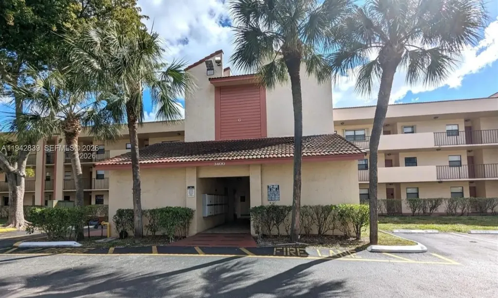 3400 N Foxcroft Road Miramar FL 33025