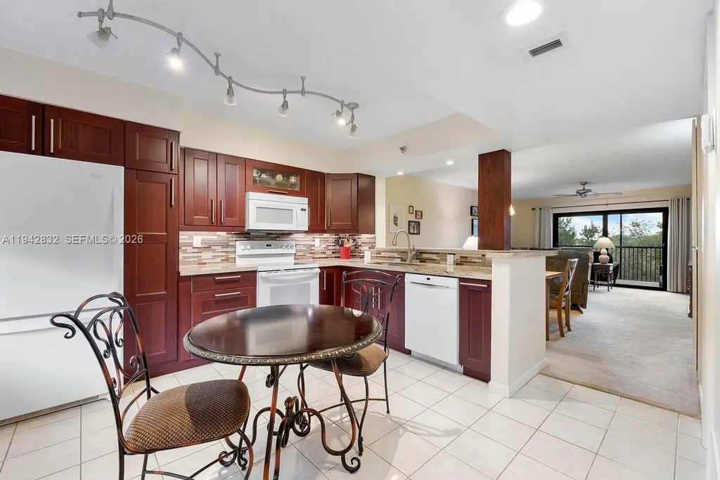 2200 S Cypress Bend Drive Pompano Beach FL 33069