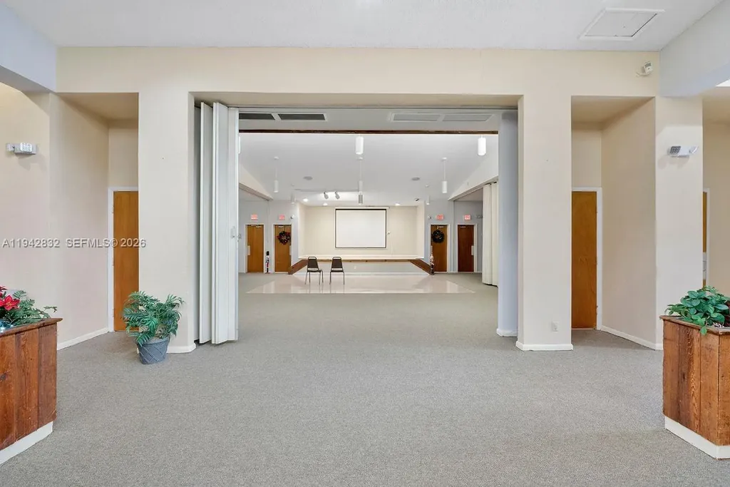 2200 S Cypress Bend Drive Pompano Beach FL 33069