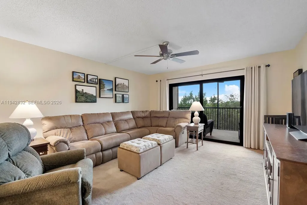 2200 S Cypress Bend Drive Pompano Beach FL 33069