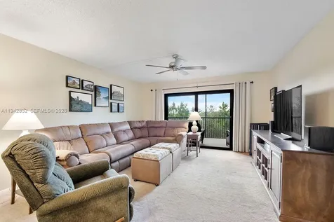 2200 S Cypress Bend Drive Pompano Beach FL 33069