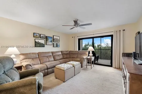 2200 S Cypress Bend Drive Pompano Beach FL 33069