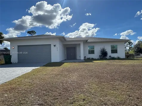 5012 Gunn Place La Belle FL 33935