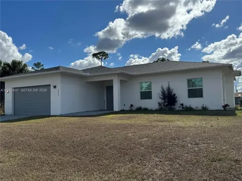 5012 Gunn Place La Belle FL 33935