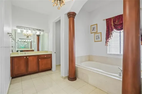 7976 SW 195th Street Cutler Bay FL 33157
