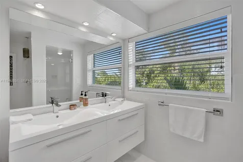286 Bal Bay Drive Bal Harbour FL 33154