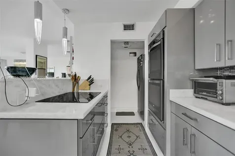 286 Bal Bay Drive Bal Harbour FL 33154
