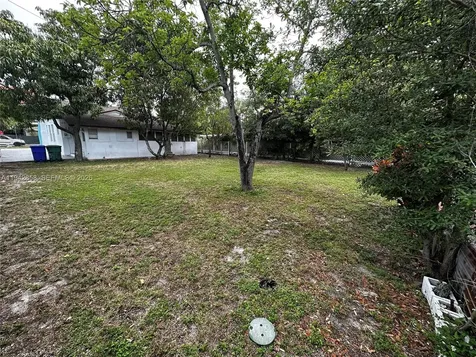 105 NW 31st Street Miami FL 33127