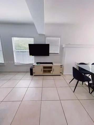 105 NW 31st Street Miami FL 33127