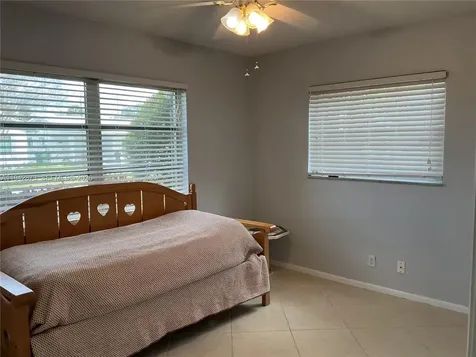 8604 NW 59th Place Tamarac FL 33321